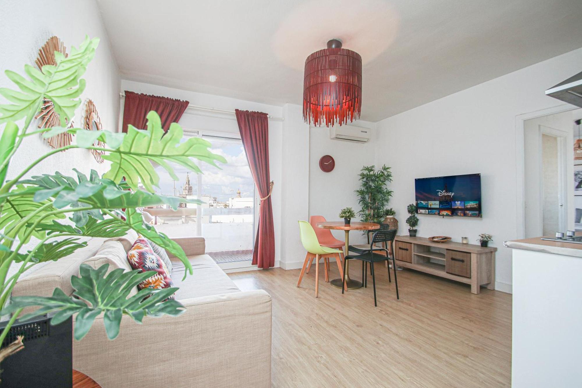 Stunning Apt W Views To Giralda - 15 Minutes Walk Sevilla Dış mekan fotoğraf