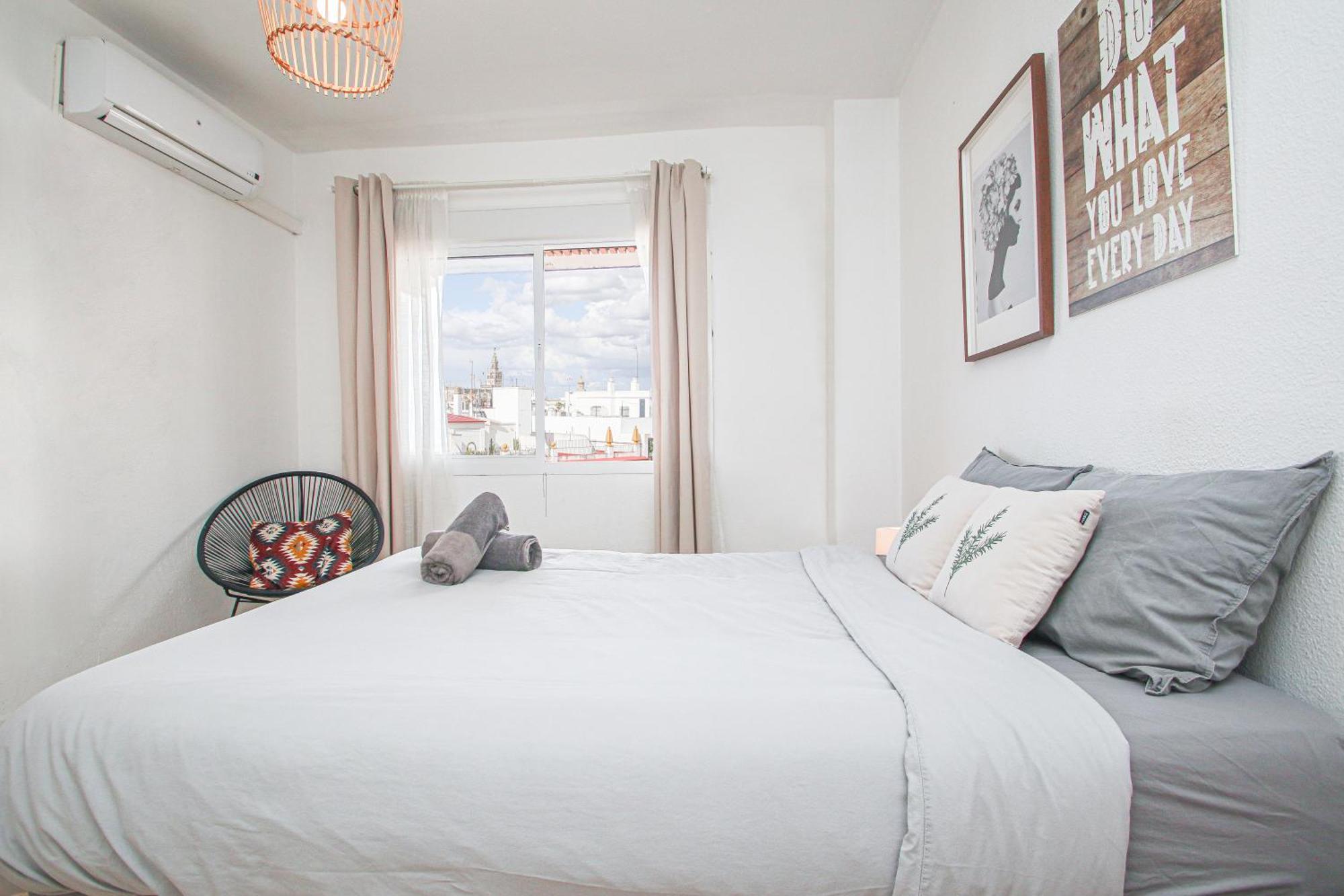 Stunning Apt W Views To Giralda - 15 Minutes Walk Sevilla Dış mekan fotoğraf